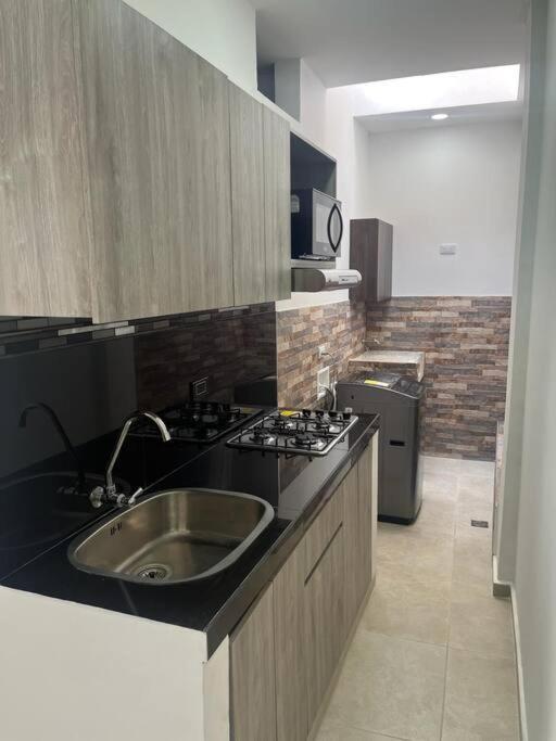 Apartamento En Sector Turistico, Barrio Colonial Apartment Кали Екстериор снимка